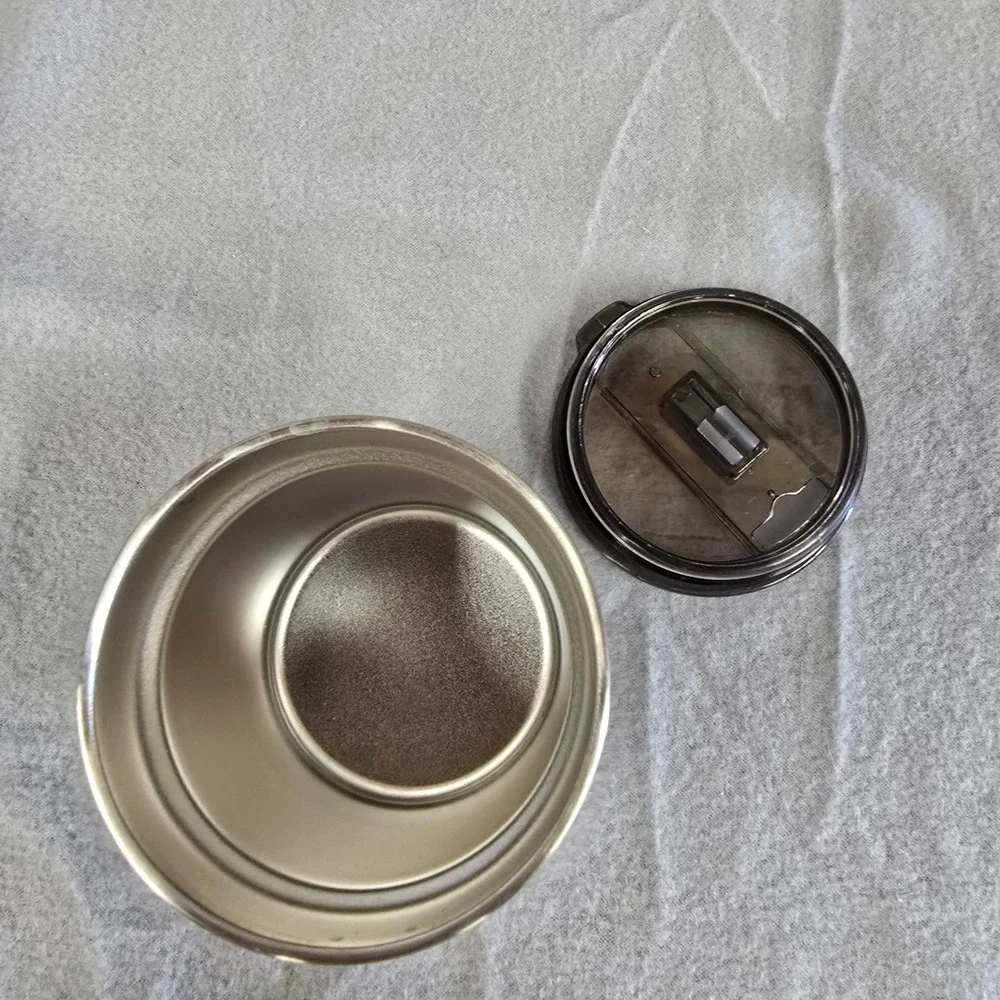 YETI Rambler 10 oz‎ Lowball Tumbler Stainless Steel with MagSlider Lid Silver